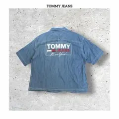 TOMMY JEANS デニム 半袖 ワークシャツ 刺繍ロゴ　背面ビッグロゴのサムネイル