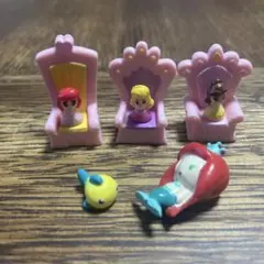 ディズニープリンセス　ミニチュアフィギュア　セット