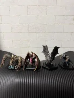 モンスターハンター コレクションフィギュア6種+スタチュー2種 - メルカリ