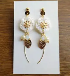 ꫛꫀꪝ ✾No.253✾ 梅結びのピアス