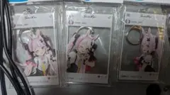 兎鞠まり アクリルキーホルダーのサムネイル