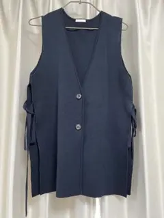 GU ネイビー ニットベスト ボタン付き サイドリボン