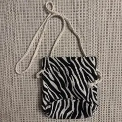 Item thumbnail for item 4eb815e6-34c2-4622-9640-f6078892b5d7