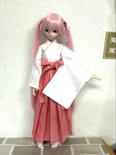 創作キモノ　巫女さん風　ドルフィードリーム