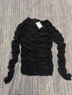 【最終値下げ】未使用タグ付き　H&Mブラックフリル長袖シャツ