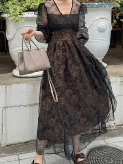ブラックレースフロア丈ドレス