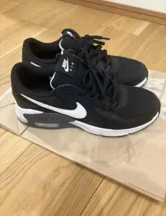靴 スニーカー