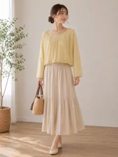 MELROSE CLAIRE 長袖 レース切替 プルオーバー イエローのサムネイル