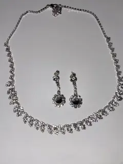 (値下げ!)ウェディング　ネックレス　ピアス