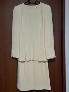 スーツ　レディース　フォーマル　入学式　卒業式