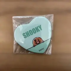 BT21 SHOOKY ハート型缶バッジ