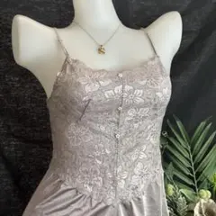 VT 50 高級感♪綺麗な花柄♪超幅広レース　スリップ　75-80 グレージュ系