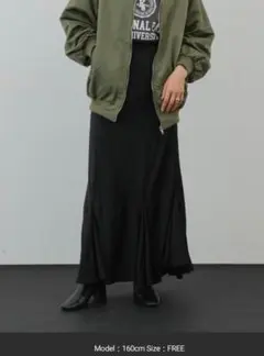 ブラックフレアスカート