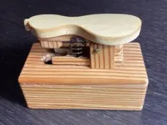 Item thumbnail for item c7cac8a8-b91d-4a38-aa7e-72f5618e5446