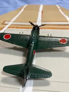 軍用l機プラモデル 完成品 旧日本海軍 零式艦上戦闘機五二型