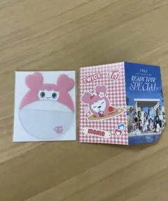 TWICE オフラインくじ　E賞 缶バッジケース　モモ