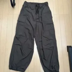 GU スーパーすワイドカーゴパンツ　M