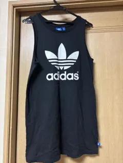 adidas ブラック タンクトップ ワンピ ノースリーブTシャツ L