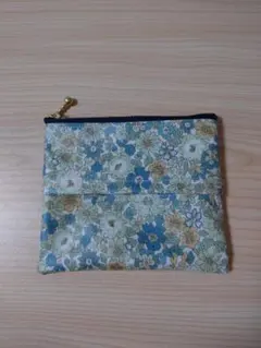 Item thumbnail for item 9dff20ee-3cd2-4dbf-b1ac-0930db638bb6