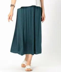 COMME CA MODELS 細プリーツスカート 艶感 グリーン