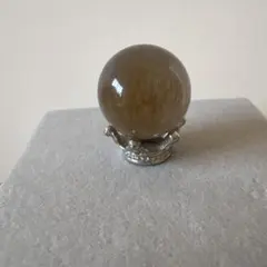 ラビットヘアルチルクォーツ　ミニスフィア　約19.5ミリシルバー王冠台座付き