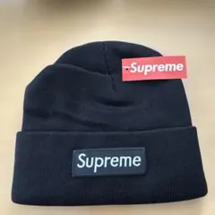 Supreme 黒 ニット帽のサムネイル
