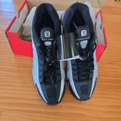 NIKE Shox R4 Black Silver