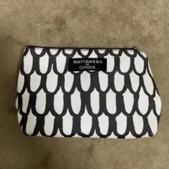 マリメッコ クリニーク　コラボ　ポーチ