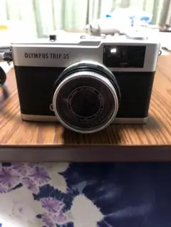 美品 整備済】レッド オリンパス Trip35 40mm f2.8 #1177 - メルカリ