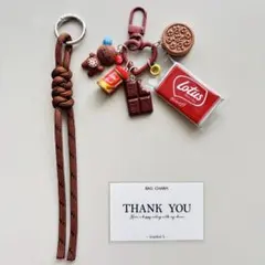 じゃらじゃらキーホルダー 　キーホルダー　バッグチャーム　ミニパーツ　クマ