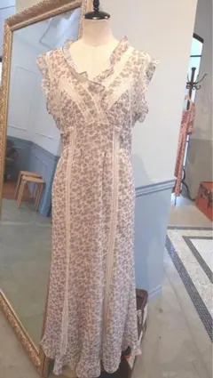 DEICY me couture ワンピースのサムネイル