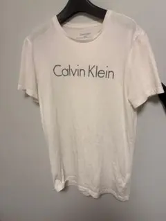 Calvin Klein ホワイト Tシャツ　値下げ可！