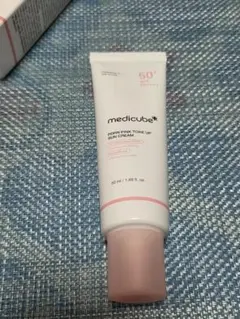 【新品】Medicube PDRN Pink Tone Up Sun Creamのサムネイル