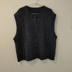 無印良品　チャコールグレー ケーブル編み ニットベスト Lサイズ