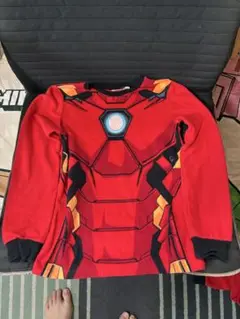 値下げ！H&M アイアンマン パジャマ 赤 長袖 MARVEL 140