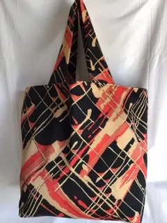 値下げ　3月31日までの出品　トートバッグ　黒と赤