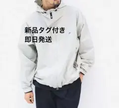 グレー フード付き ナイロンジャケット