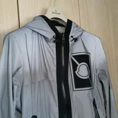 MONCLER フード付きパーカー　M〜L相当(※反射素材)