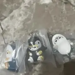 mofusand モフサンド　めじるしアクセサリー　サメ　ジンベイザメ　ペンギン