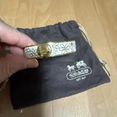 COACH 花柄ブレスレット ホワイト ゴールド