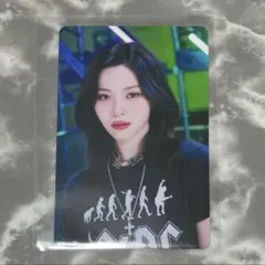 ITZY リュジン トレカ born to be - メルカリ