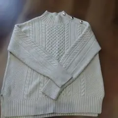 アイボリー ケーブル編み ニットGU　Sサイズ