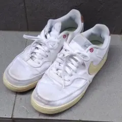 メル祭限定)NIKE COURT VISION LOW 26.0コートビジョン - メルカリ