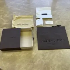 ルイビトン　ベルト用空箱