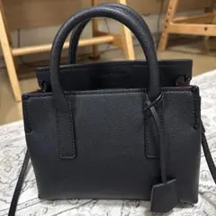CHARLES & KEITH 黒 ショルダーバッグ