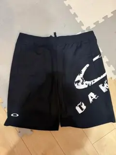 【美品❣️】OAKLEY オークリー ハーフパンツ XLのサムネイル