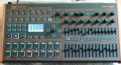Behringer LM DRUM ドラムマシン サンプラーのサムネイル