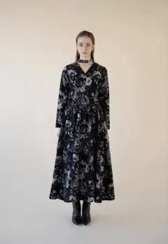 7/10まで。目目玉 / NUNUYU チャイナウサギ刺繍 ロングワンピース 黒 目目玉 / NUNUYU チャイナ風 ウサギ刺繍 ロングワンピース ブラック