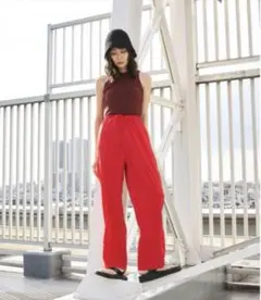 Auntie Rosa Holiday イージーパンツ　センタープレス　レッドのサムネイル
