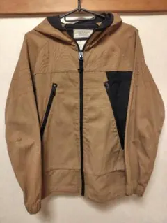 joey factory マウンテンパーカー ベージュ/黒 Mサイズ